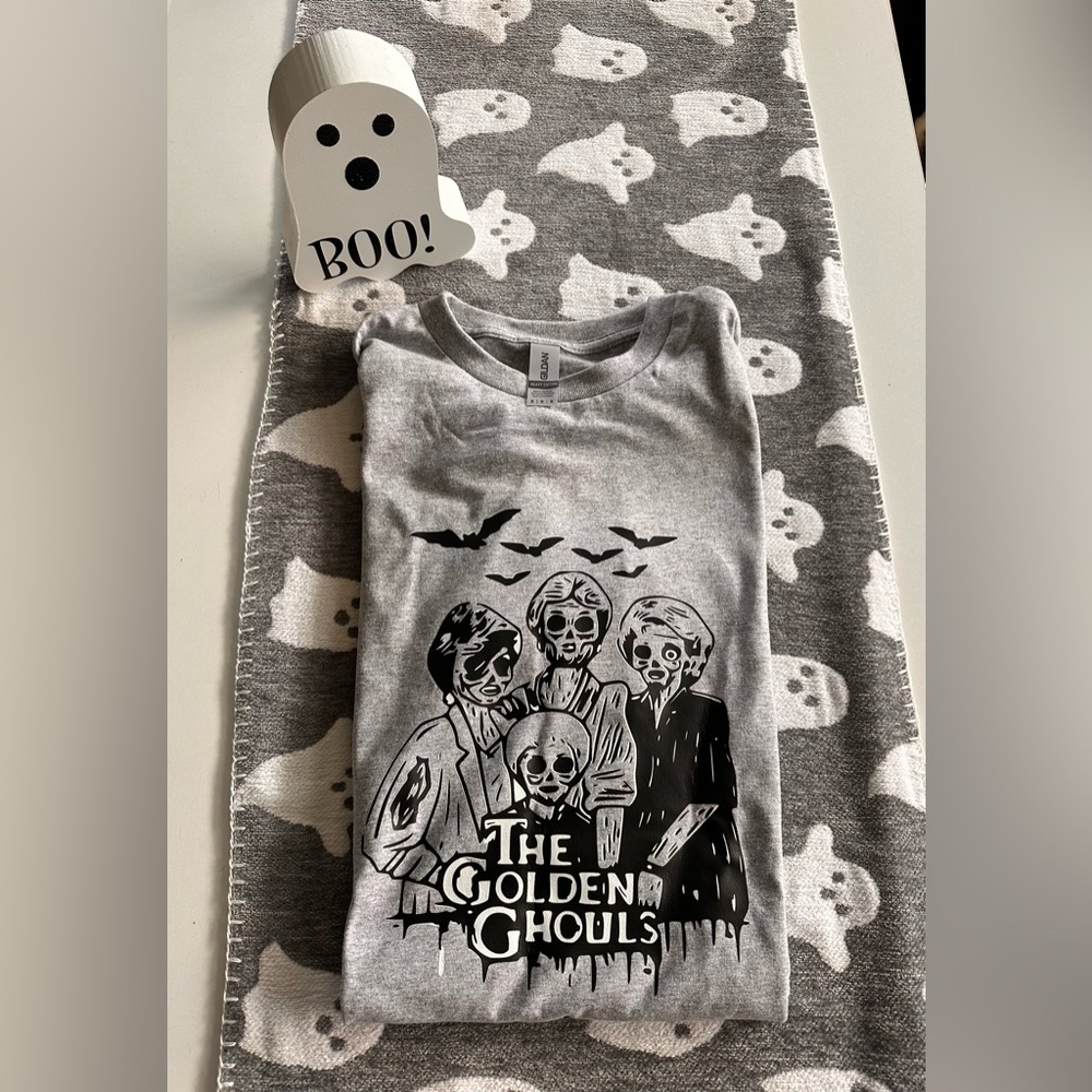Halloween The Golden Ghouls tshirt. Brand new size medium (unisex)